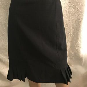 Classic Max Studio Fitted Grey Skirt Sz 2